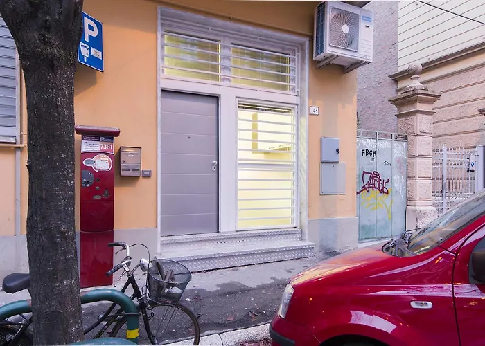 Guesthost - Bright Near Stationfreccia Rossa * Bologna